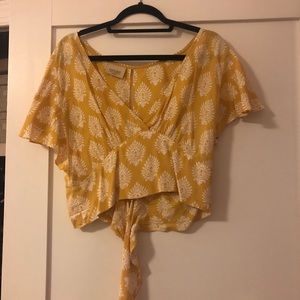 Yellow Croptop